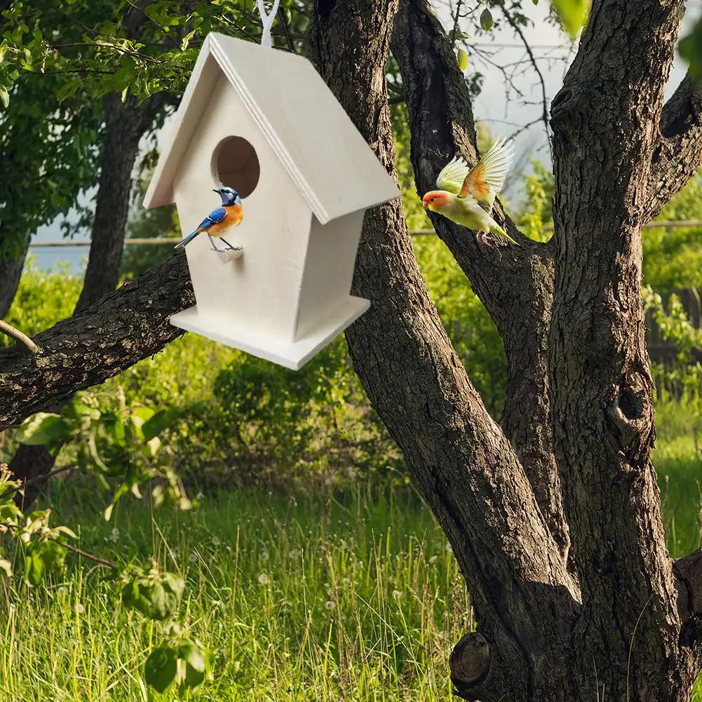 Nichoir à oiseaux en bois