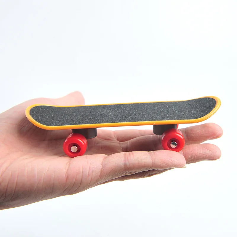 Mini skateboard pour oiseaux