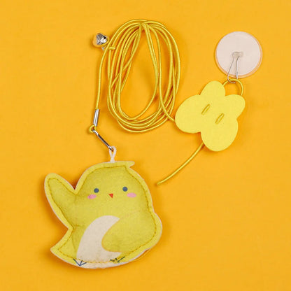 Jouet interactif pour chats suspendu avec plumes et balles en polyester